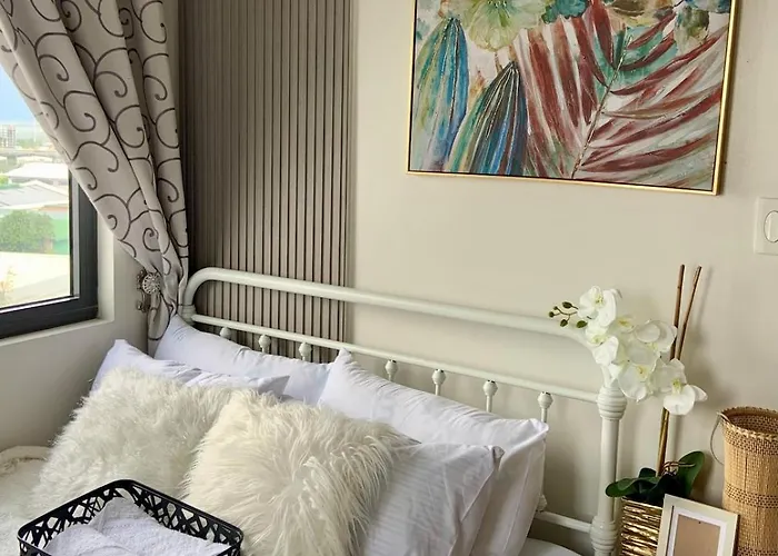 Apartamento Relaxing 2br With Free Parking - Bay & Views Manila